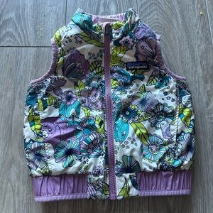 Baby reversible Patagonia puffer vest (6-12 months)